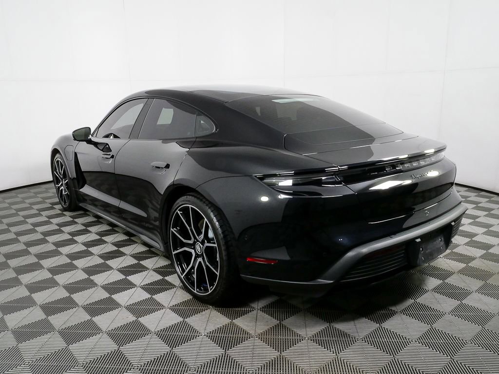 Certified 2024 Porsche Taycan 4S image 3