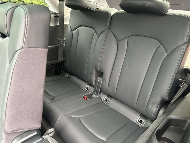 Used 2017 Audi Q7 3.0T Prestige AWD/4WD image 13