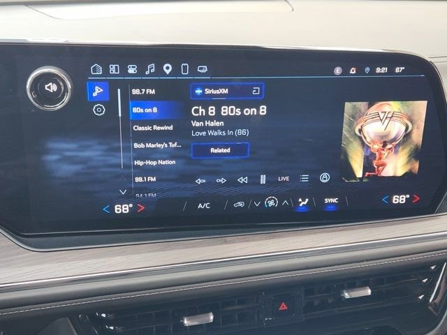 Used 2025 Chevrolet Suburban LS image 4