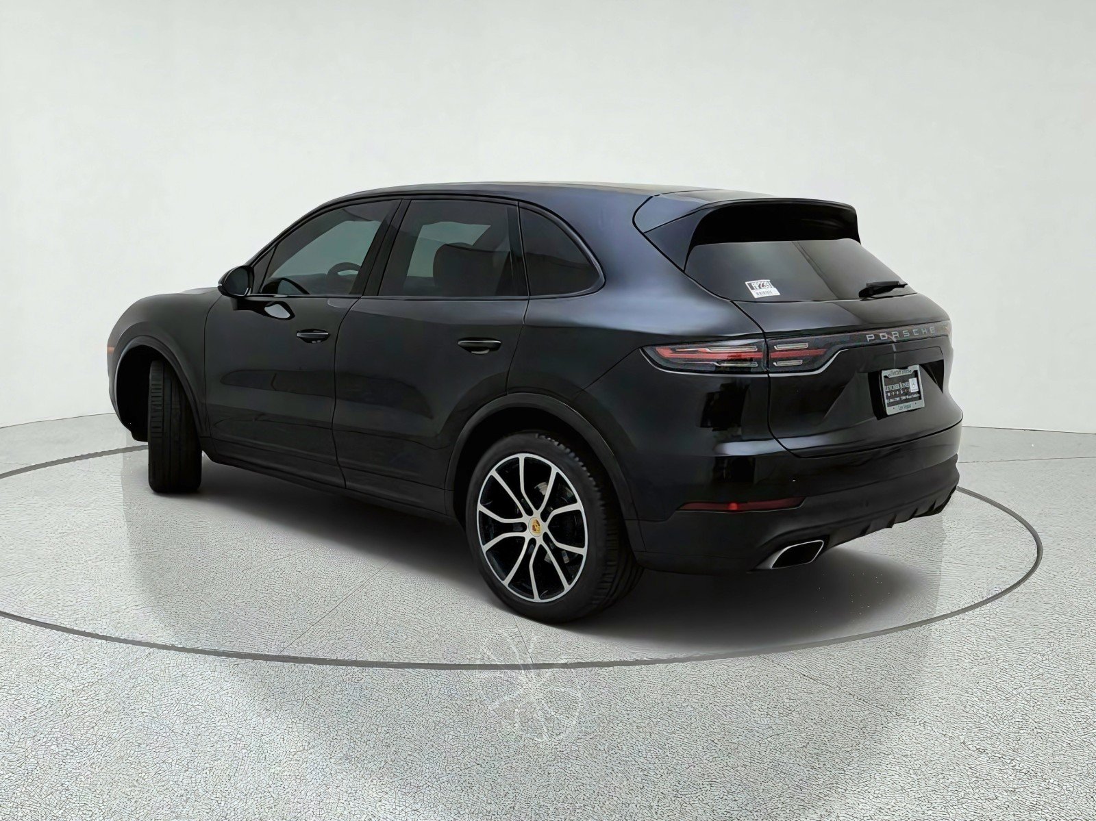 Used 2021 Porsche Cayenne AWD/4WD image 12