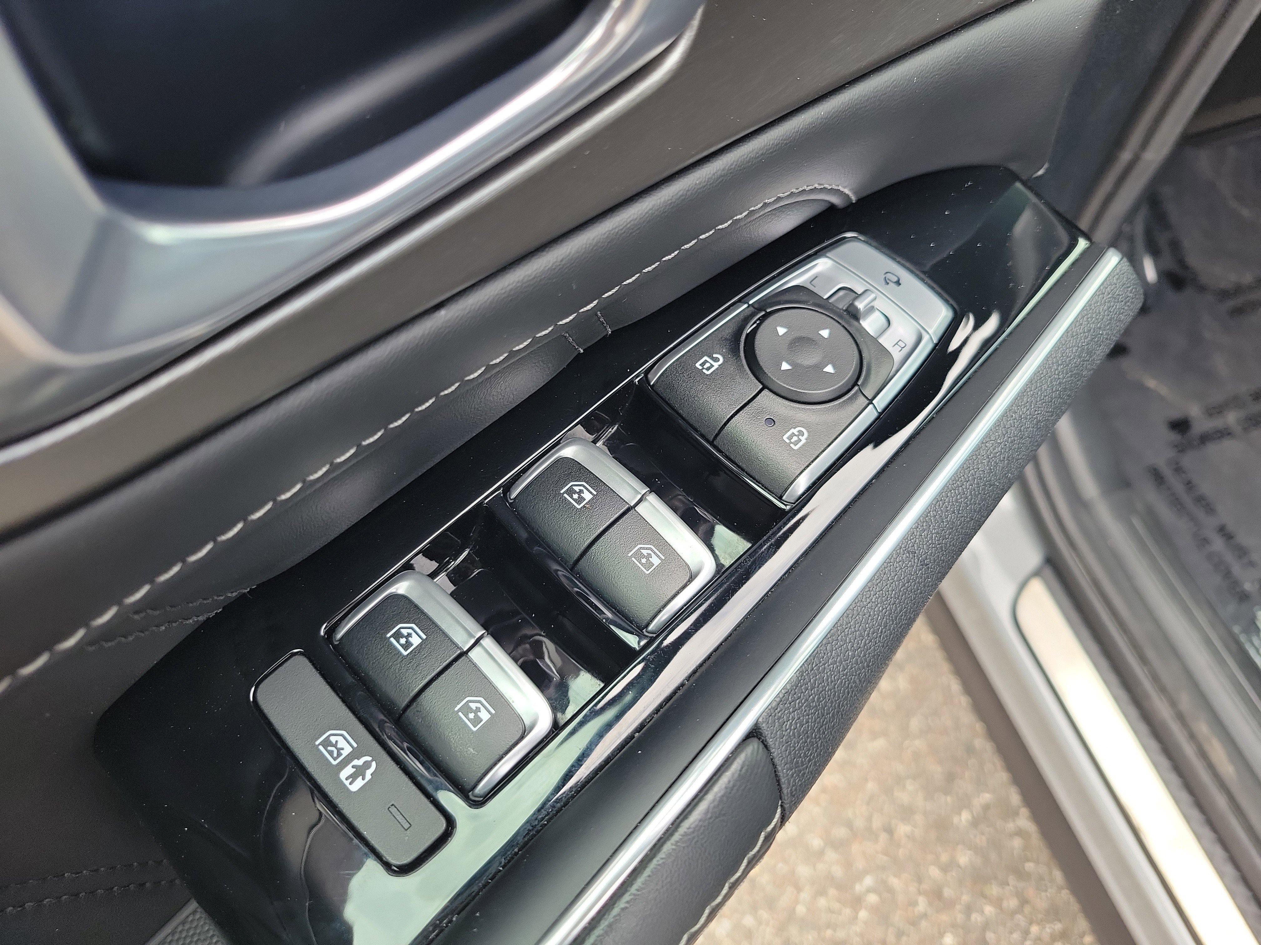 Certified 2023 Kia Sorento SX AWD/4WD image 22