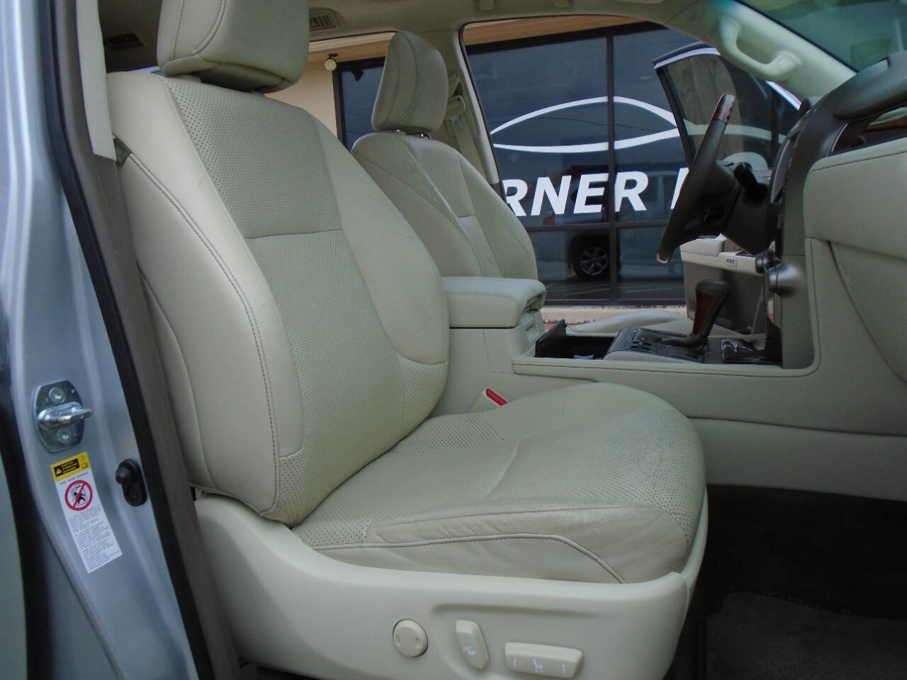 Used 2010 Lexus GX 460 image 14