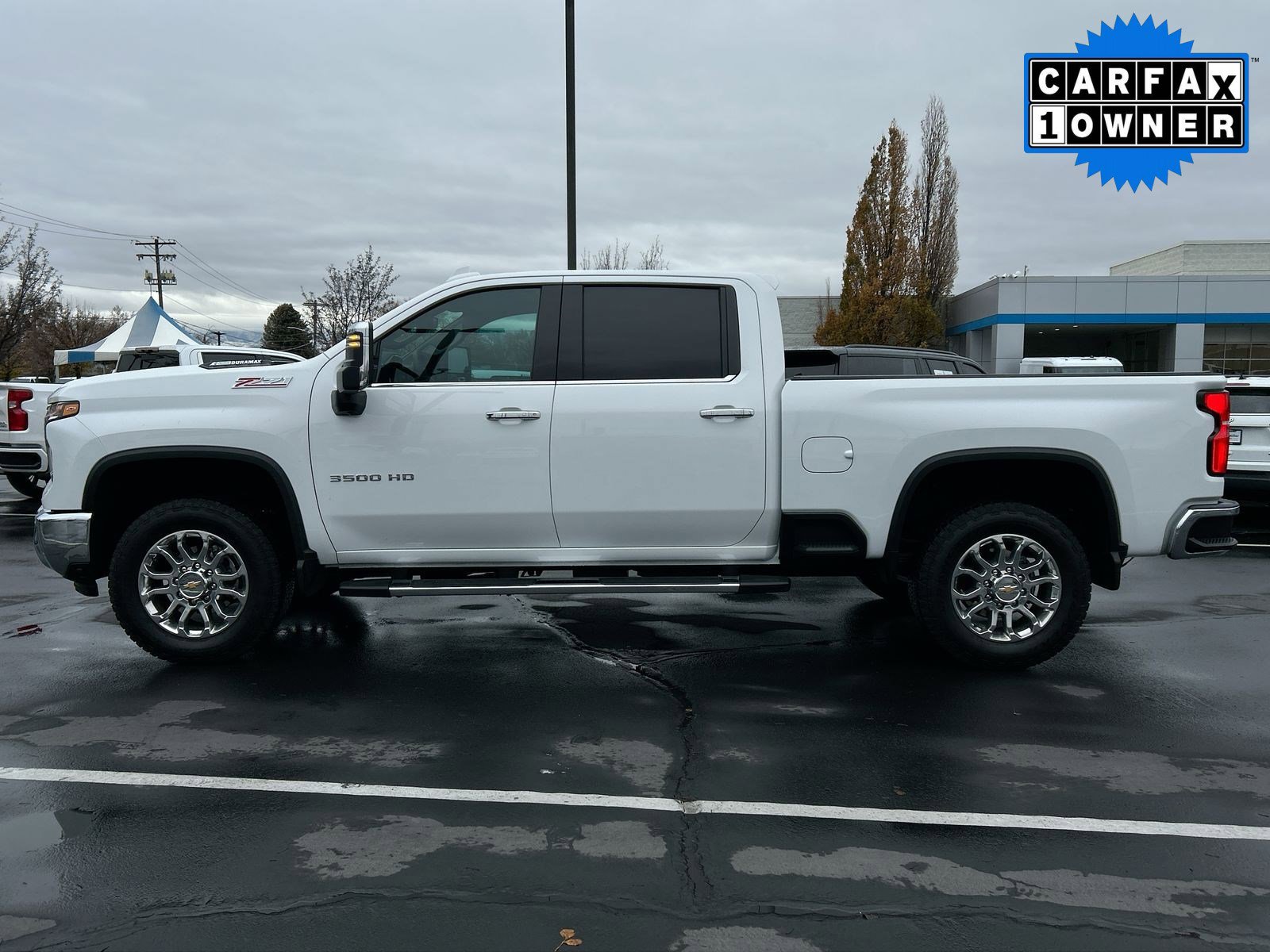Used 2025 Chevrolet Silverado 3500 LTZ w/ LTZ Plus Package image 3