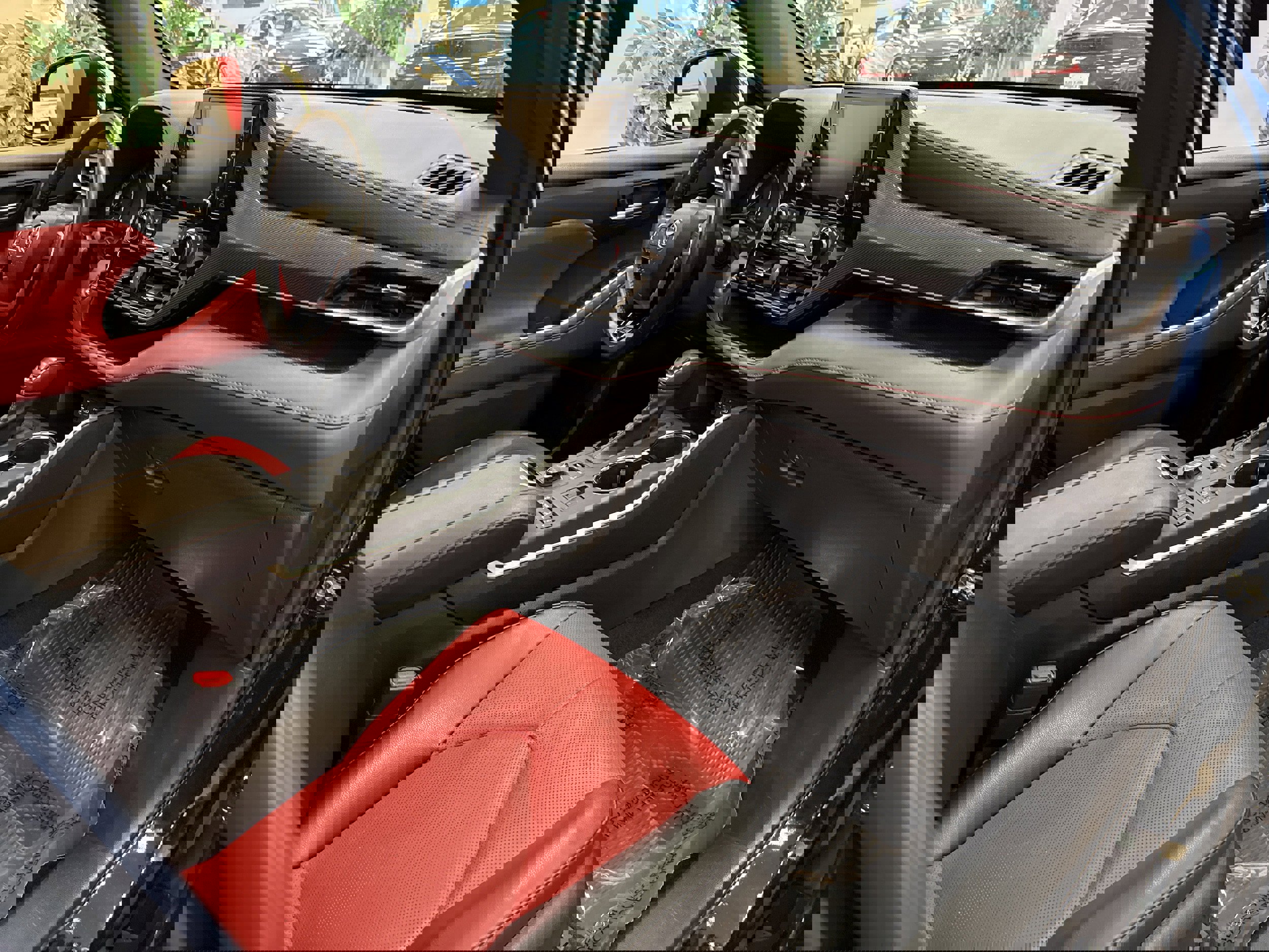 Used 2022 Toyota Highlander XSE image 17