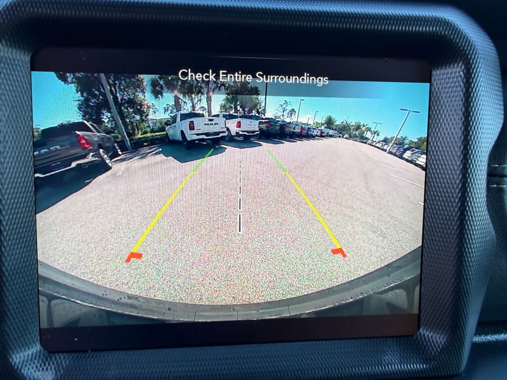 Used 2021 Jeep Wrangler Unlimited Sahara AWD/4WD image 26