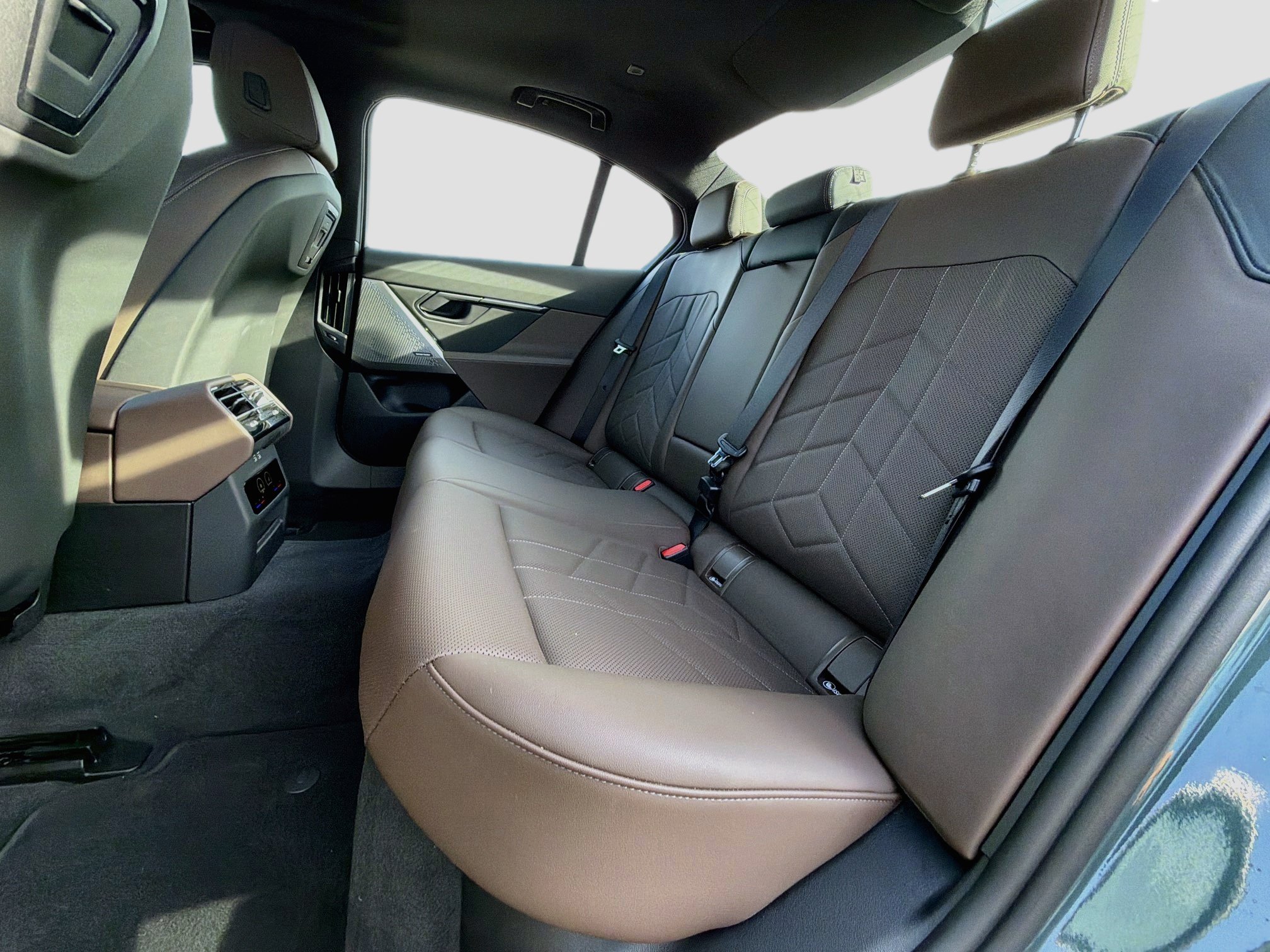 Used 2026 BMW 530i RWD image 22