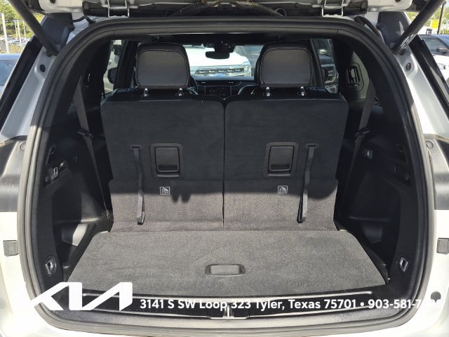 Used 2023 Jeep Grand Cherokee L Laredo AWD/4WD image 9
