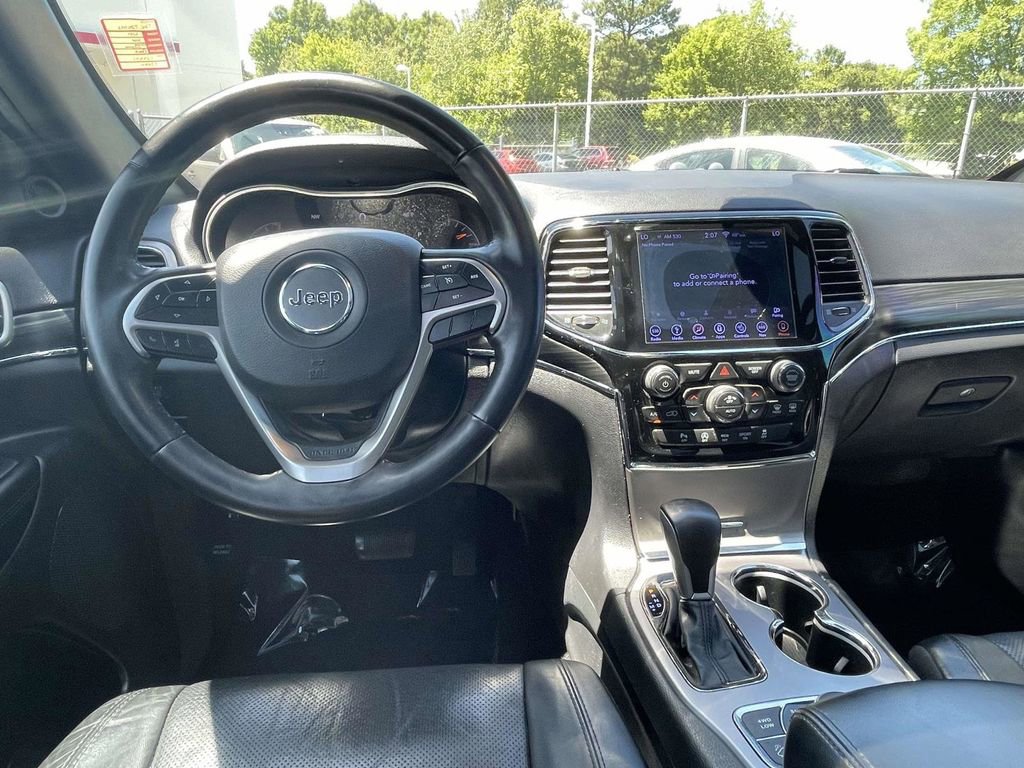 Used 2019 Jeep Grand Cherokee Limited w/ Luxury Group II AWD/4WD image 18