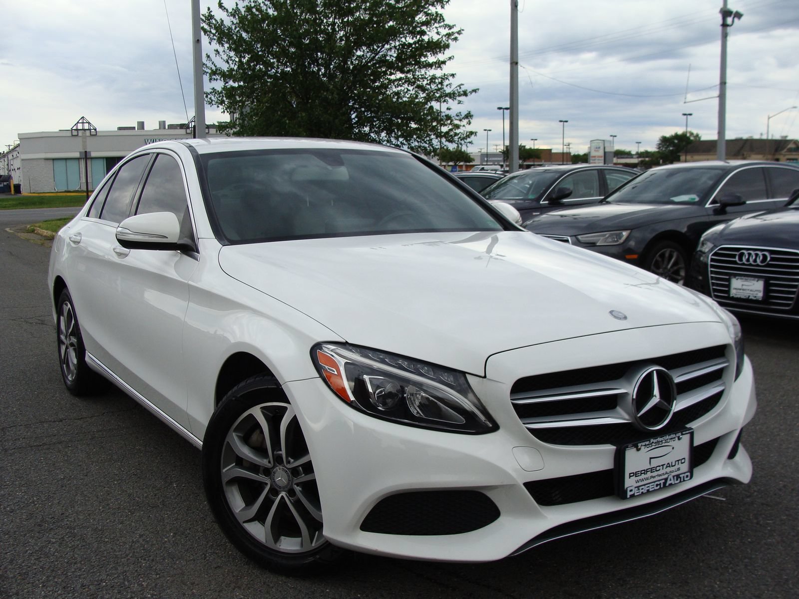 Used 2015 Mercedes-Benz C 300 4MATIC Sedan