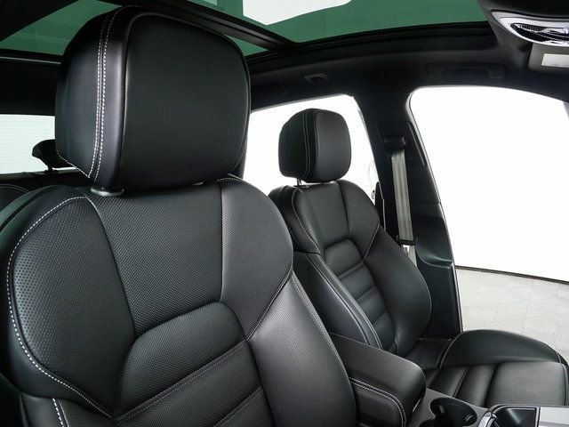 New 2026 Porsche Macan S AWD/4WD image 24