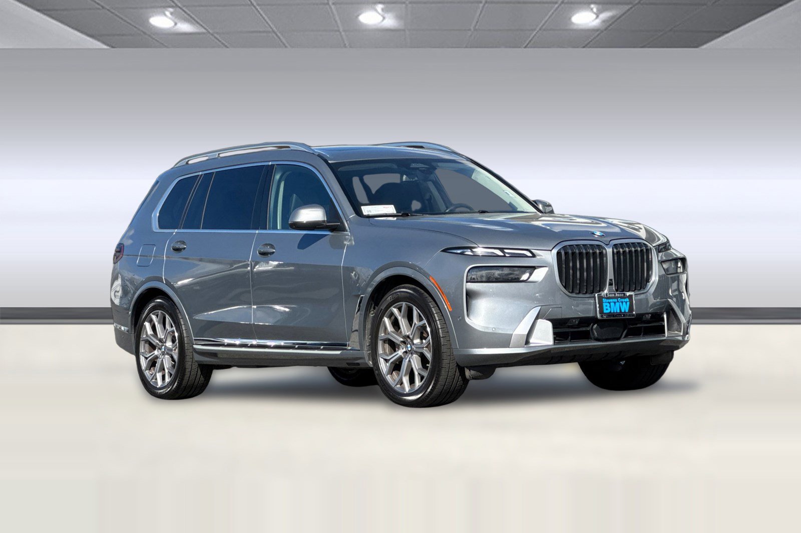 Used 2024 BMW X7 xDrive40i w/ Premium Package image 6