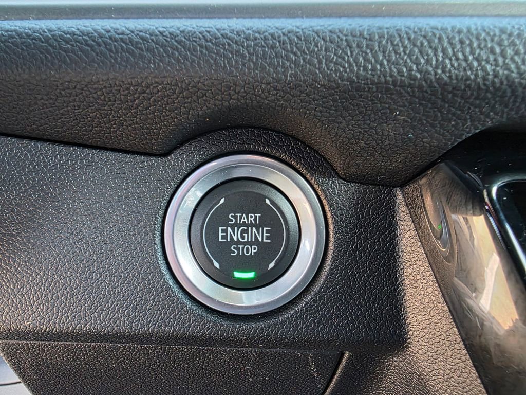 Certified 2024 Chevrolet Traverse LT image 18