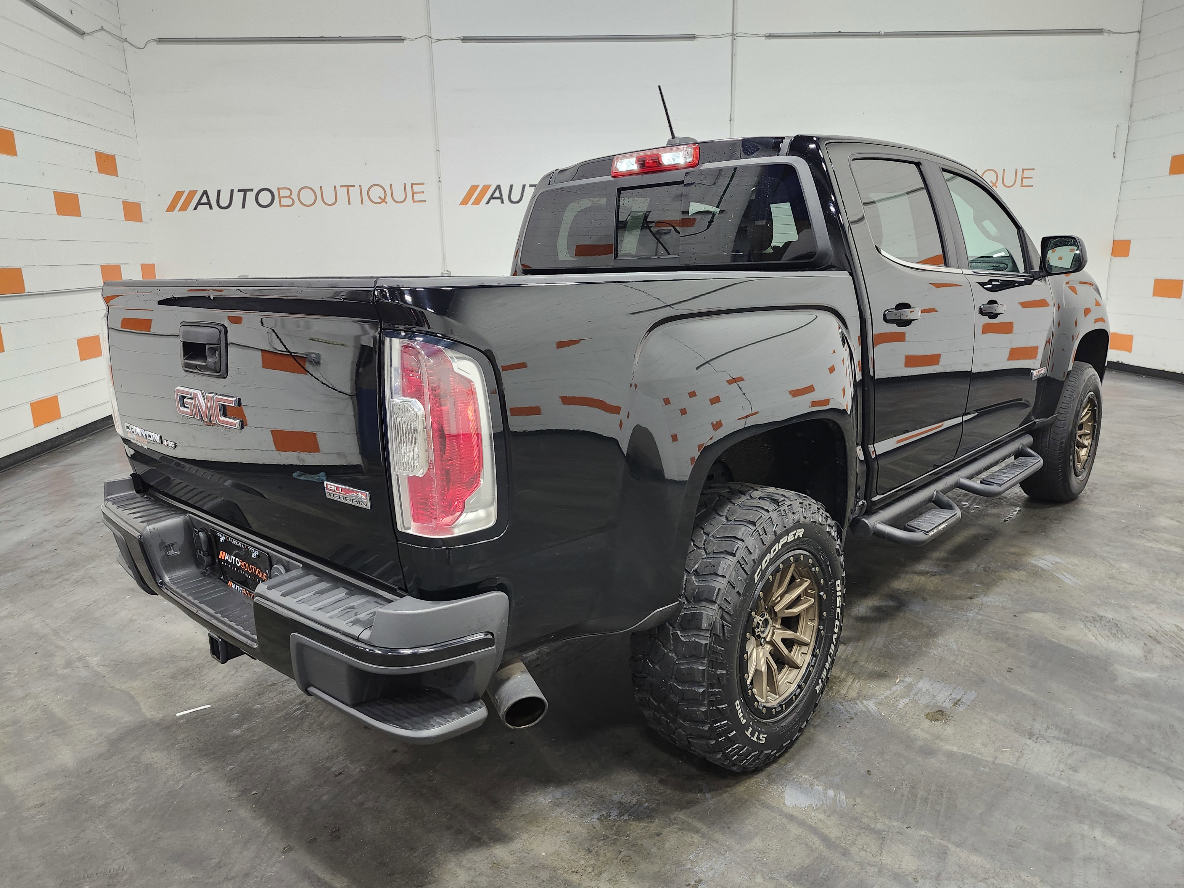 Used 2018 GMC Canyon All Terrain w/ All Terrain X Package image 20