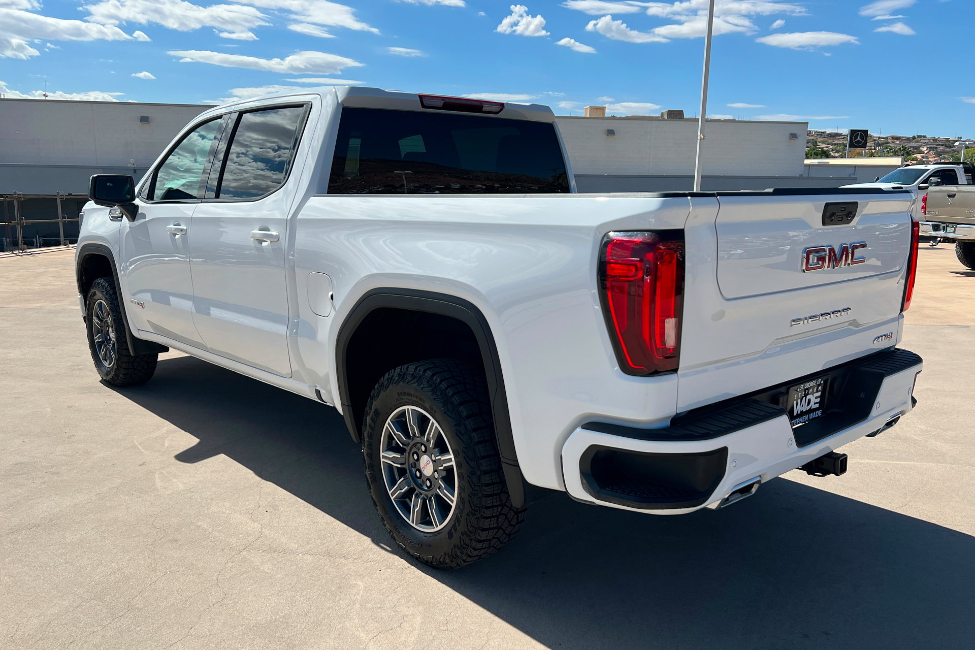 Used 2026 GMC Sierra 1500 AT4 AWD/4WD image 3