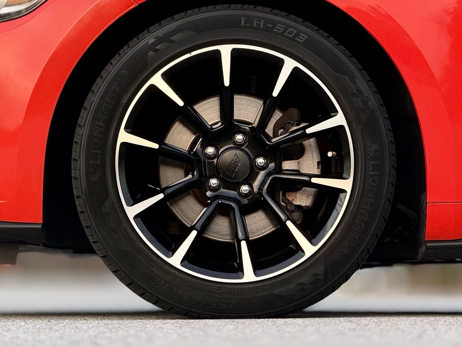 Used 2016 Ford Mustang Convertible image 18