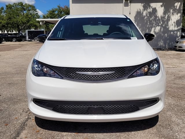 New 2026 Chrysler Voyager LX FWD image 6