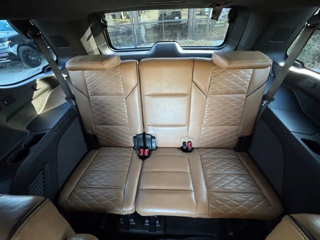 Used 2021 Cadillac Escalade Premium Luxury image 21