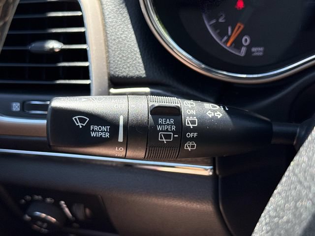 Used 2017 Jeep Grand Cherokee Limited AWD/4WD image 26