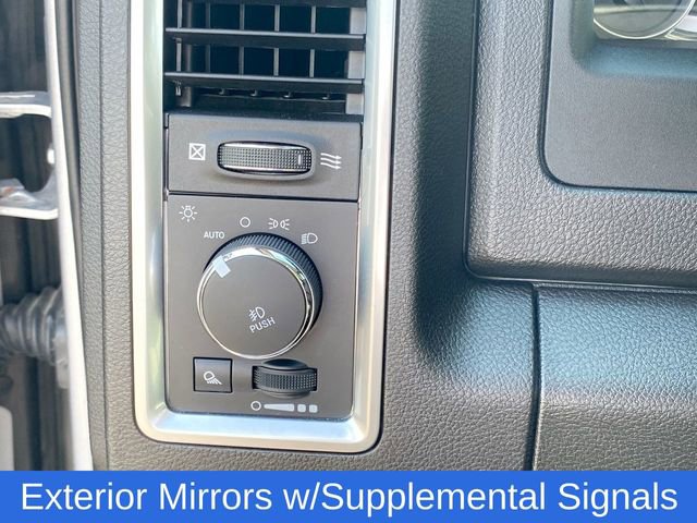 Used 2022 RAM 1500 Classic SLT w/ Electronics Group image 17