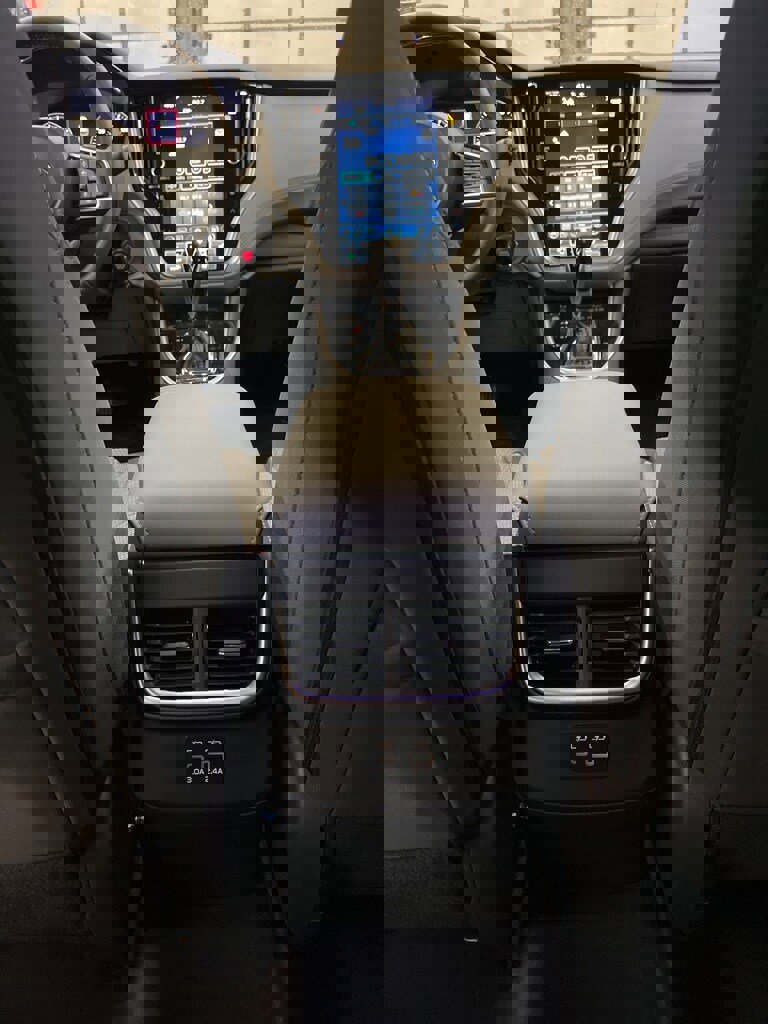 Certified 2025 Subaru Outback Premium w/ Popular Package #1A image 28