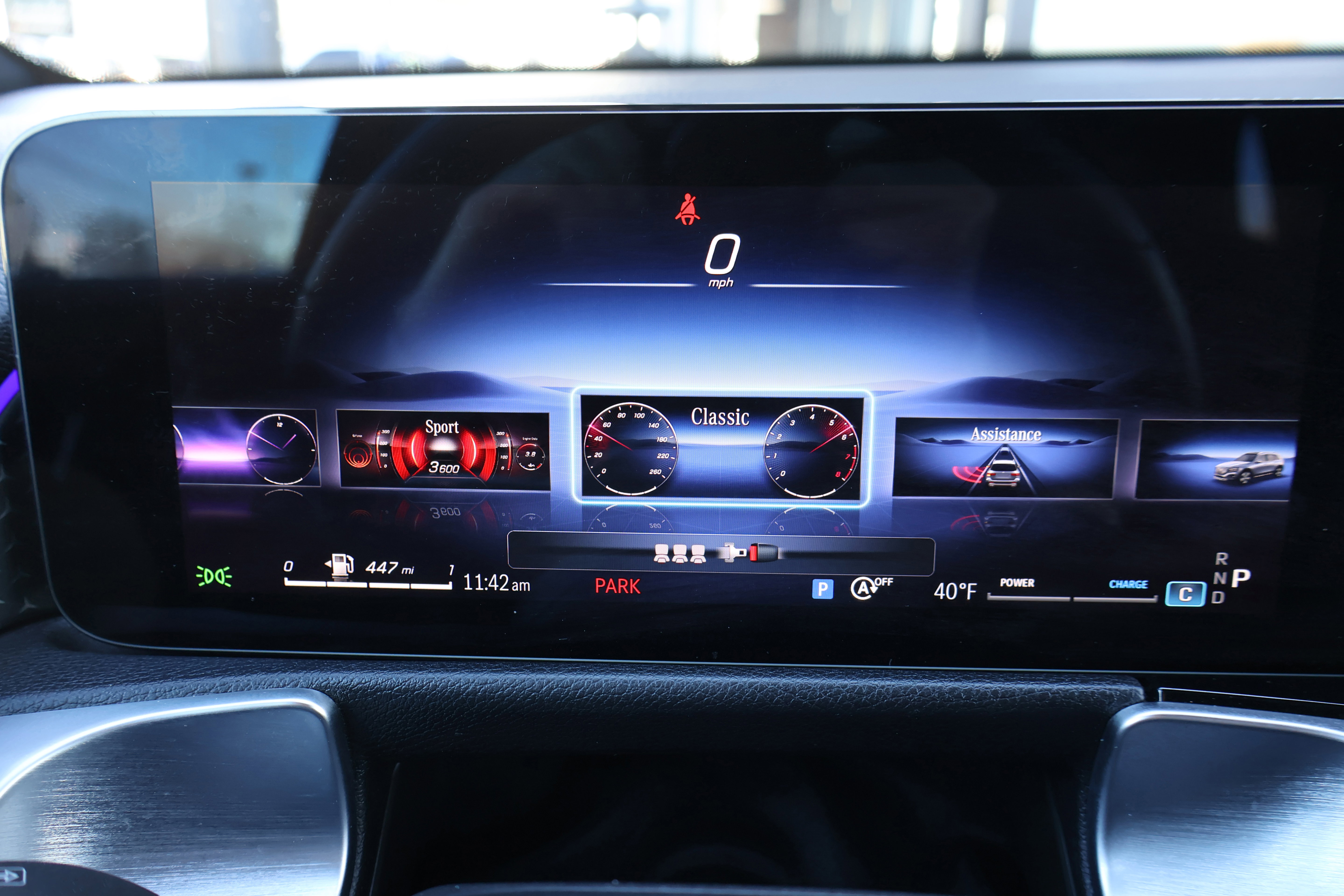 Certified 2024 Mercedes-Benz GLB 250 image 30