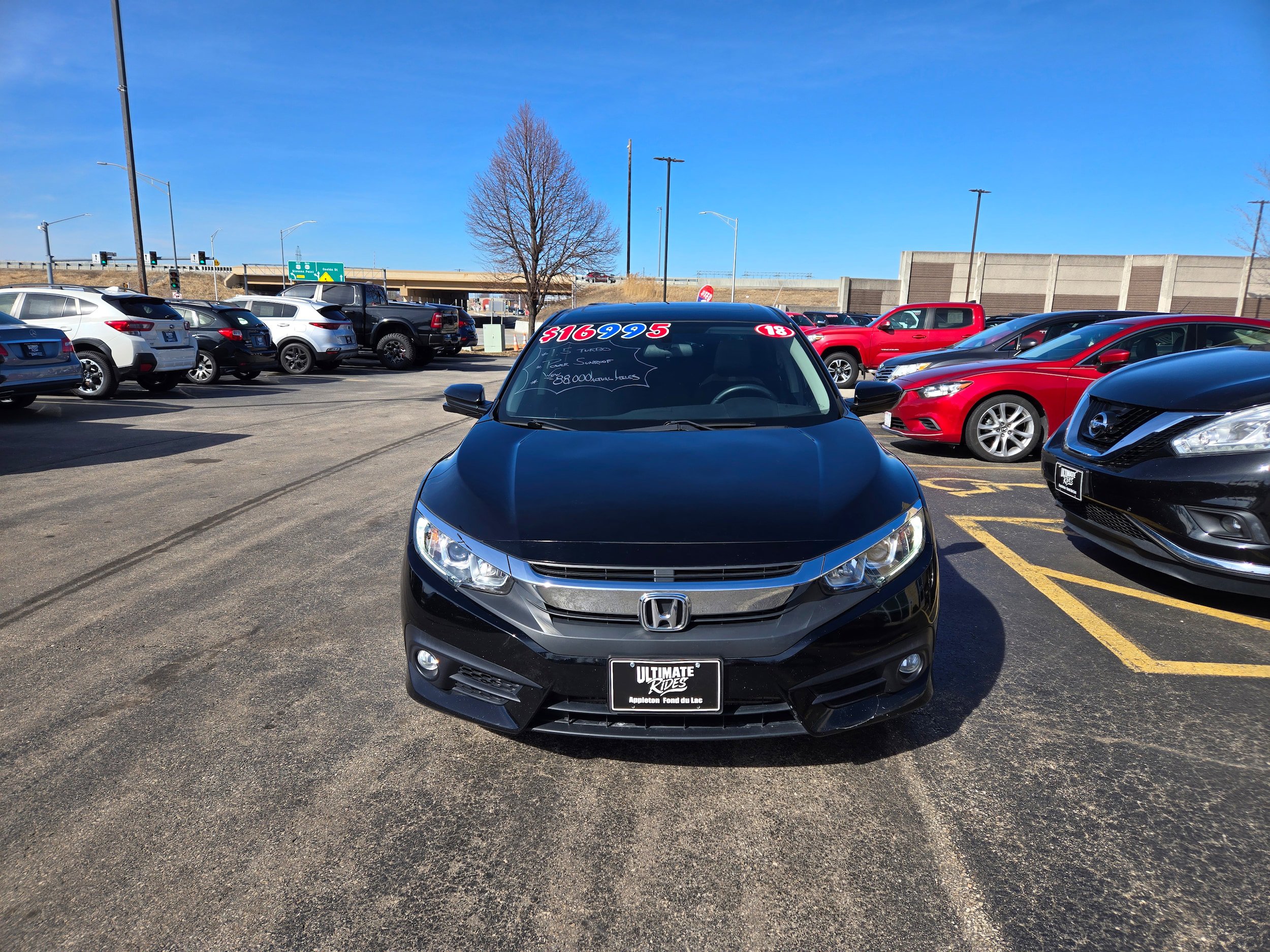 Used 2018 Honda Civic EX-T image 2