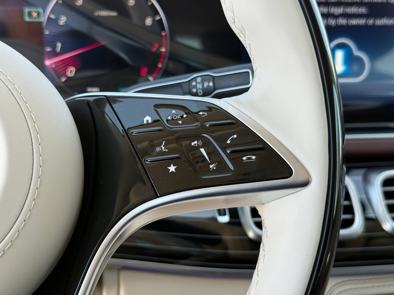 New 2026 Mercedes-Benz Maybach GLS 600 4MATIC image 25