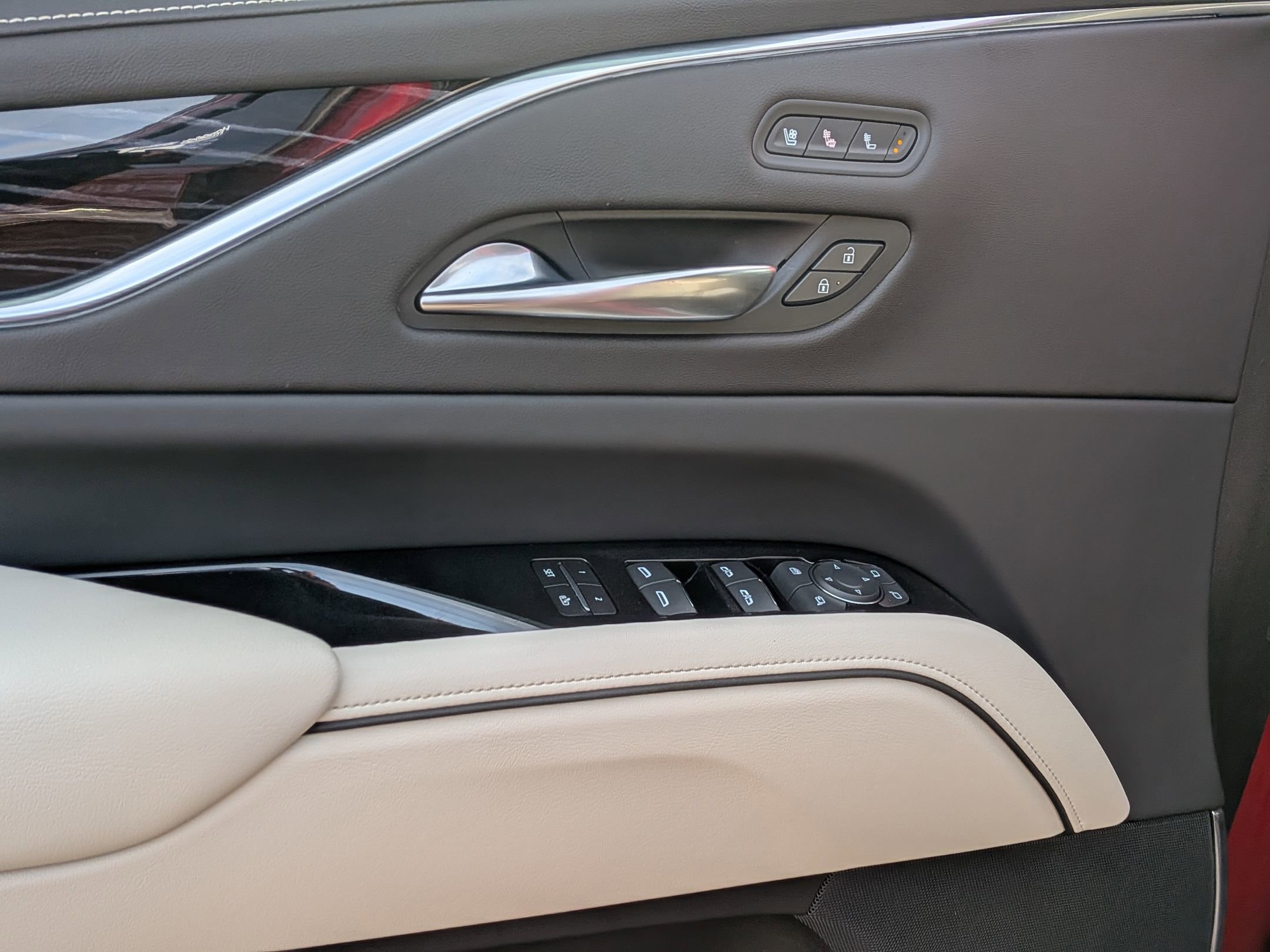 Used 2023 Cadillac Escalade Sport image 15