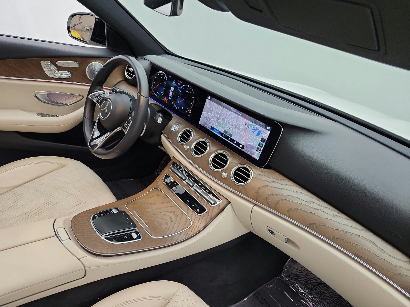 Used 2021 Mercedes-Benz E 350 Sedan image 19
