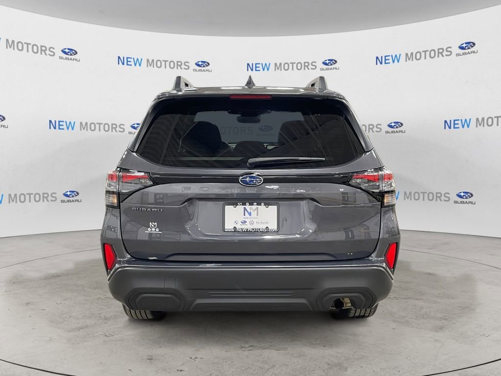 Certified 2025 Subaru Forester Premium AWD/4WD image 4
