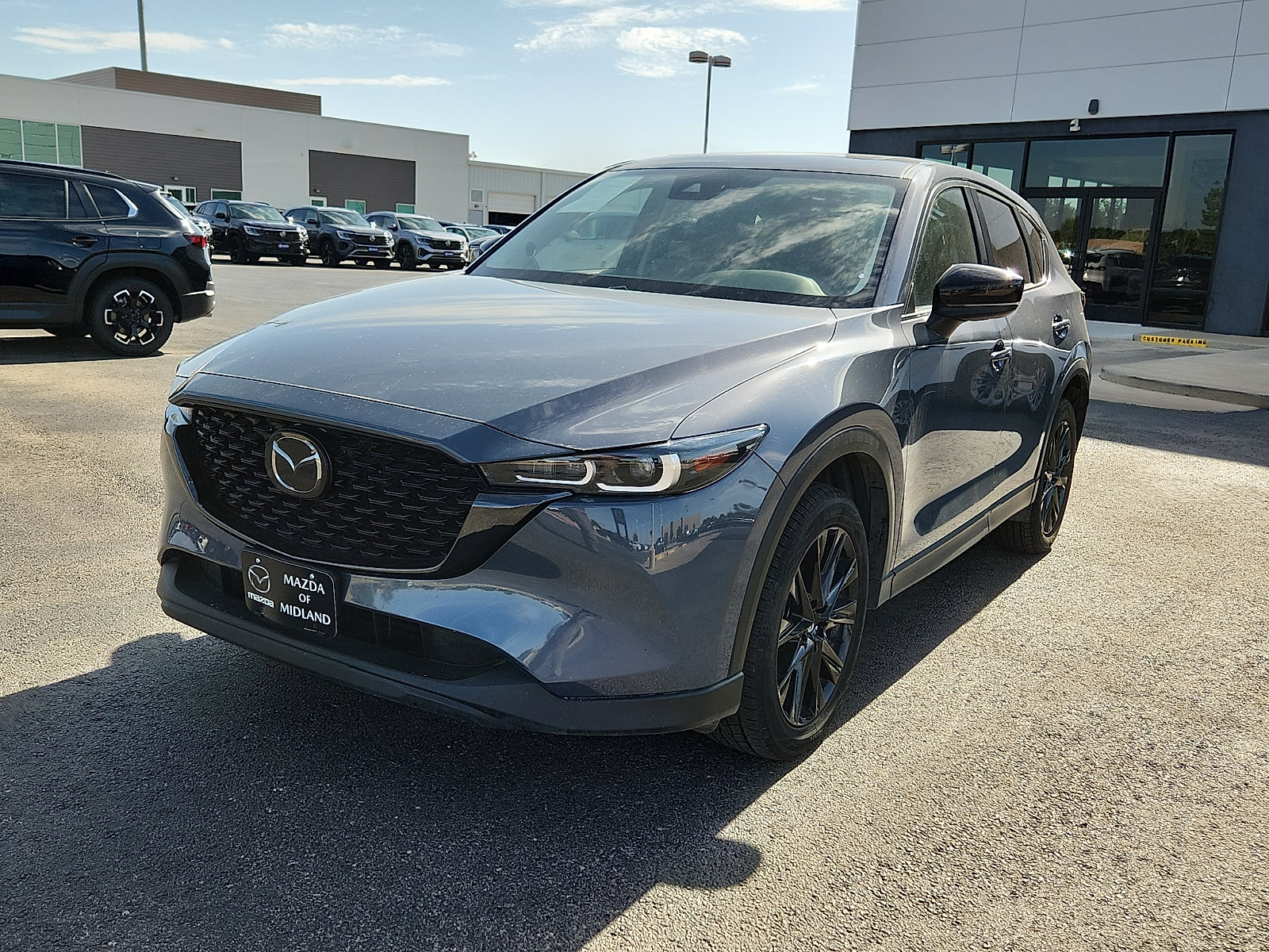 Used 2025 MAZDA CX-5 Carbon Edition AWD/4WD image 2