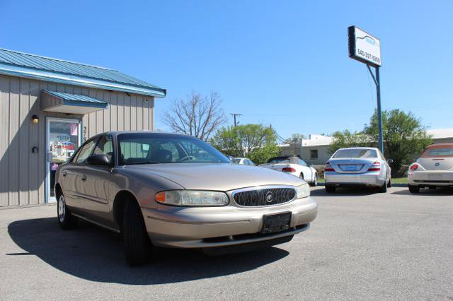 Used 2003 Buick Century Custom w/ Preferred Equipment Group 1SL FWD image 9