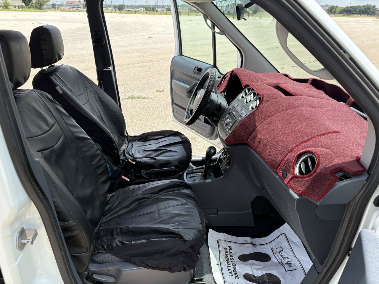 Used 2010 Ford Transit Connect XLT FWD image 30