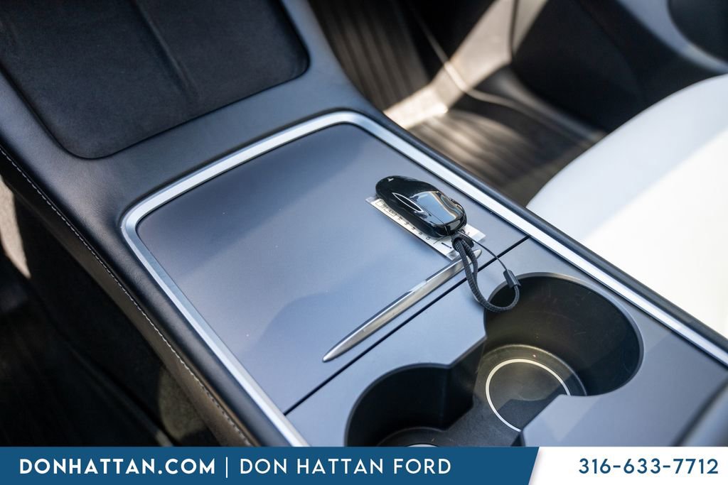 Used 2021 Tesla Model Y Long Range AWD/4WD image 10