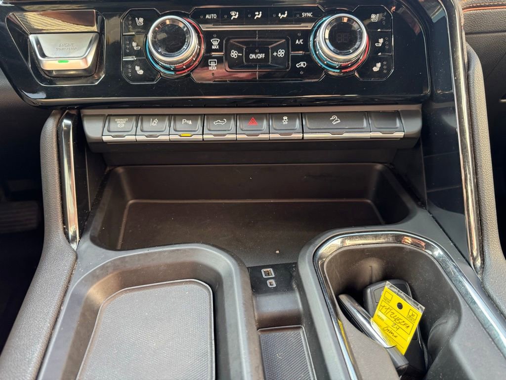 Used 2024 GMC Sierra 2500 AT4 w/ AT4 Preferred Package image 17