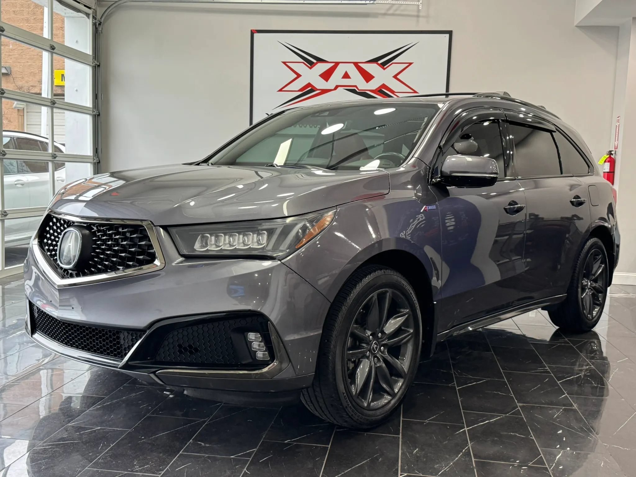 Used 2019 Acura MDX w/ Technology Package AWD/4WD image 3