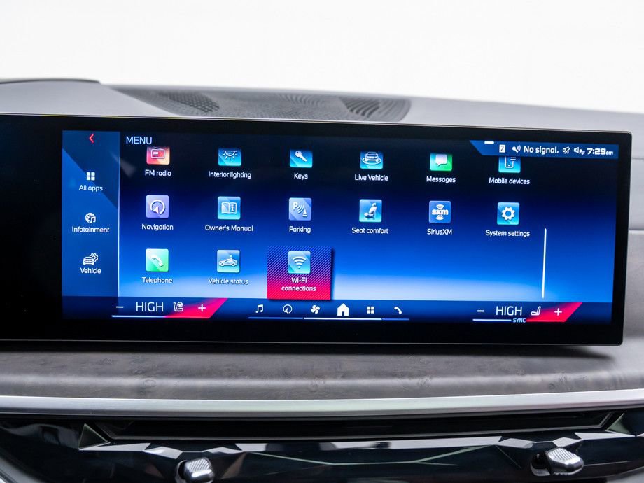 Certified 2025 BMW X7 M60i w/ Executive Package image 27