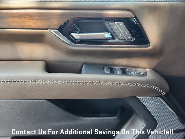 New 2026 GMC Yukon Denali Ultimate w/ LPO, Floor Liner Package AWD/4WD image 18