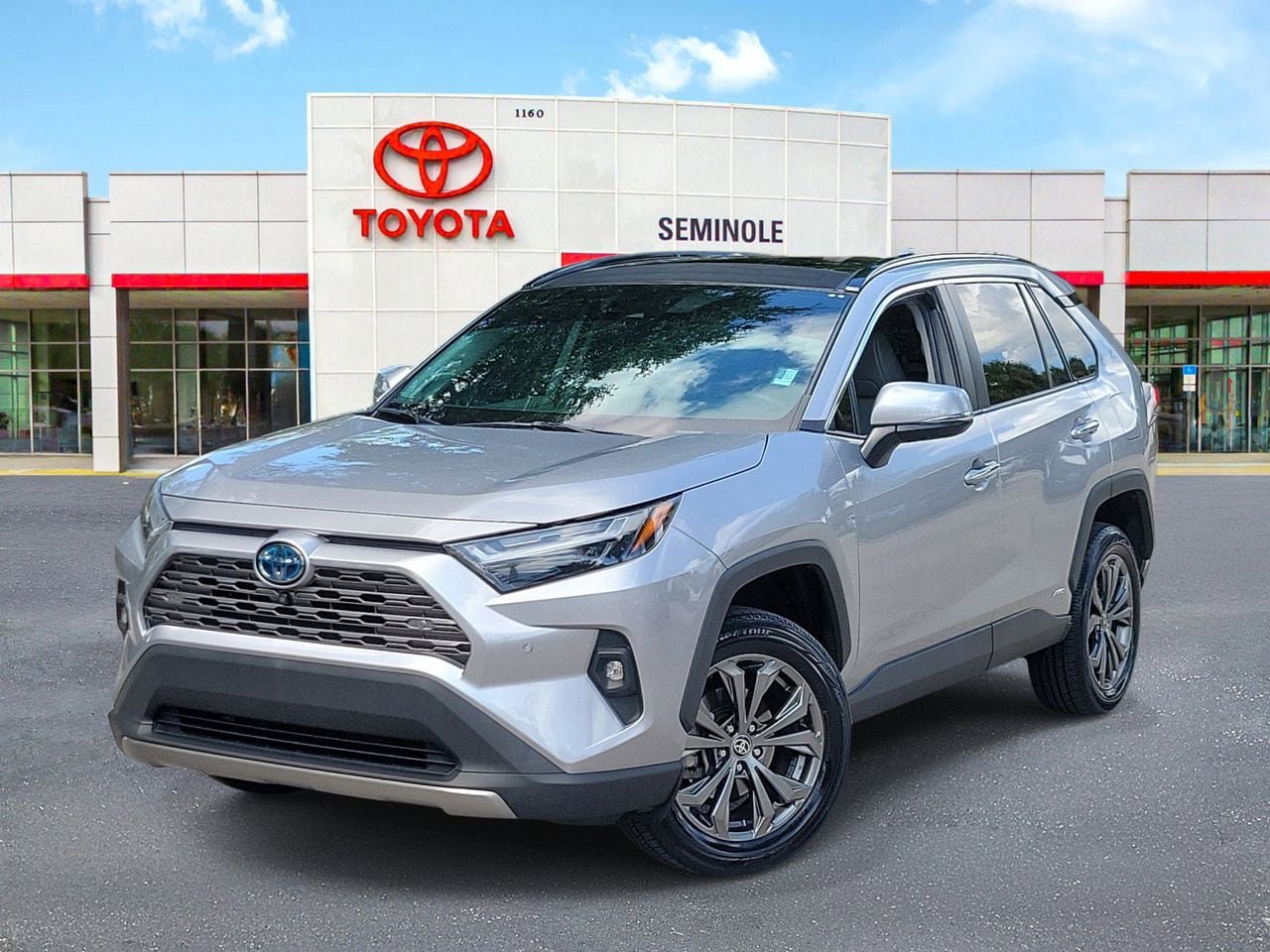 Used 2022 Toyota RAV4 Limited AWD/4WD image 1
