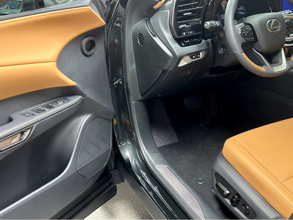 New 2026 Lexus RX 350h AWD/4WD image 8