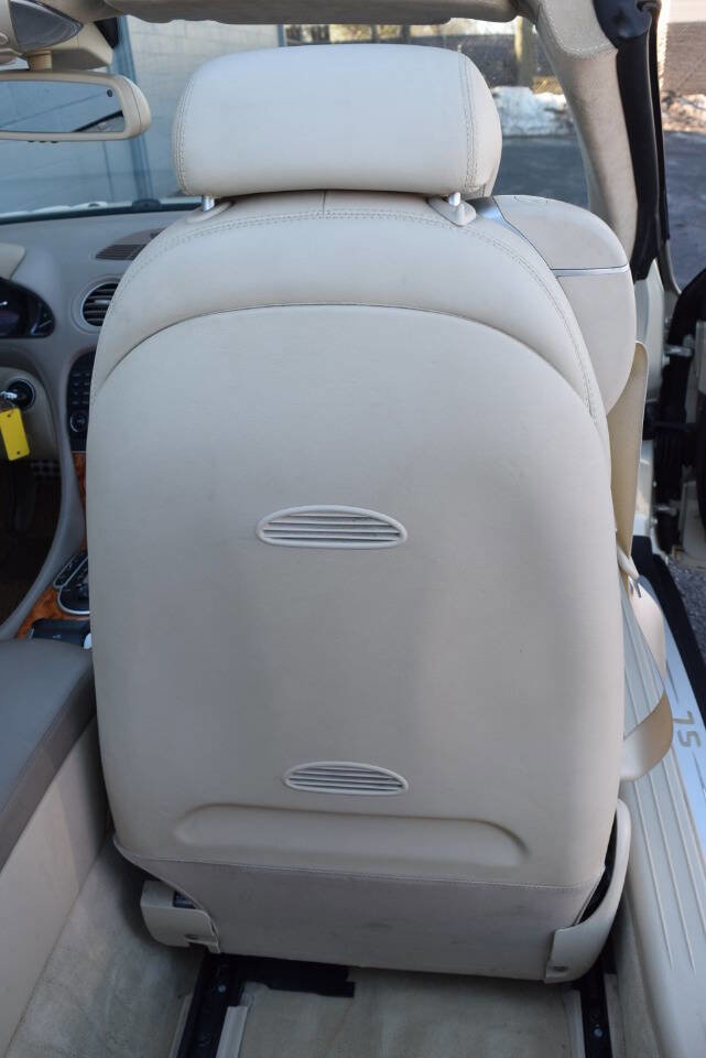 Used 2005 Mercedes-Benz SL 500 image 50