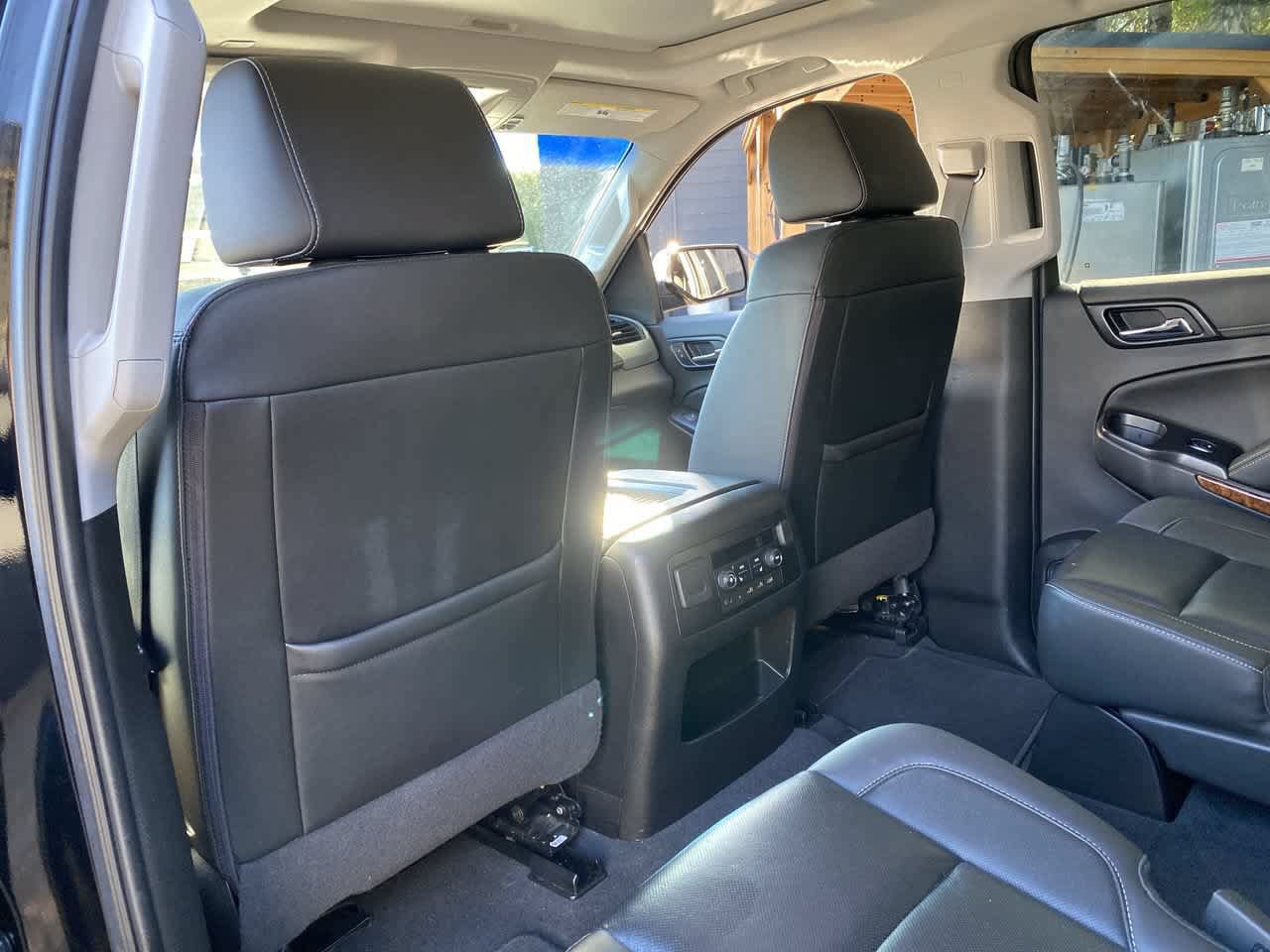 Used 2020 Chevrolet Tahoe Premier w/ 6.2L Performance Package AWD/4WD image 15