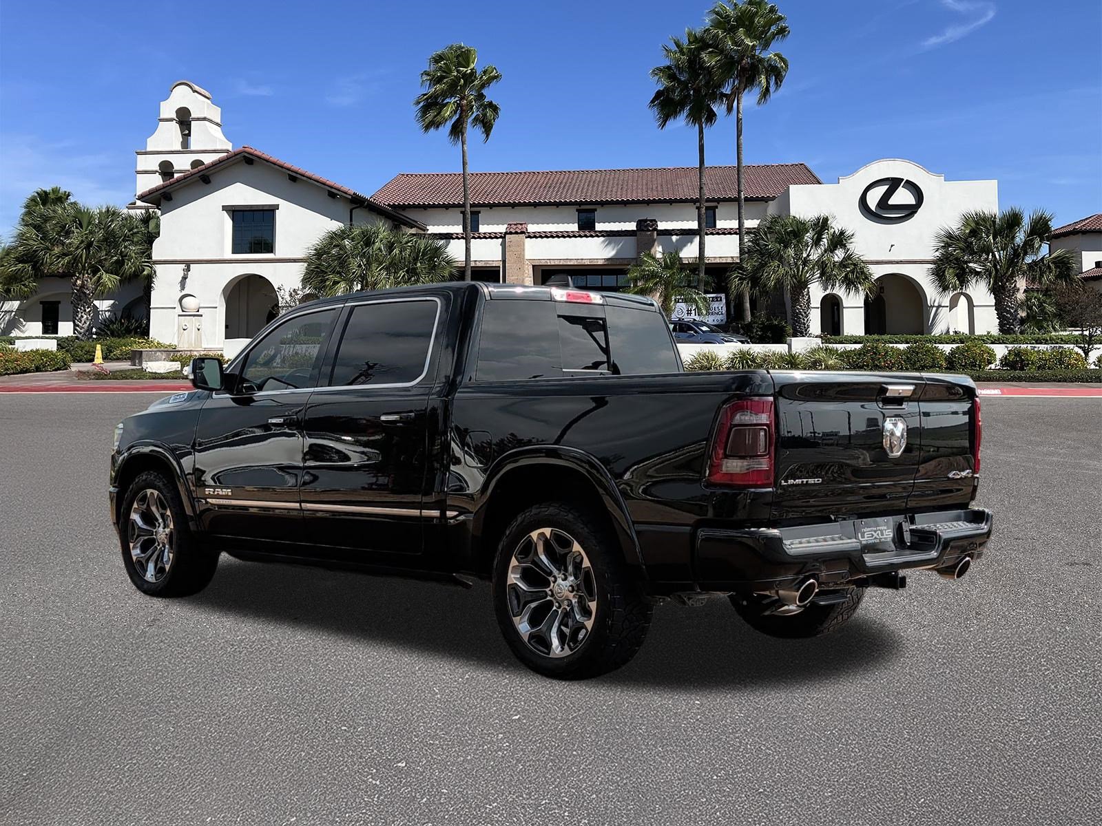 Used 2022 RAM 1500 Limited AWD/4WD image 4