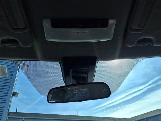 New 2025 Nissan Kicks Play S image 33