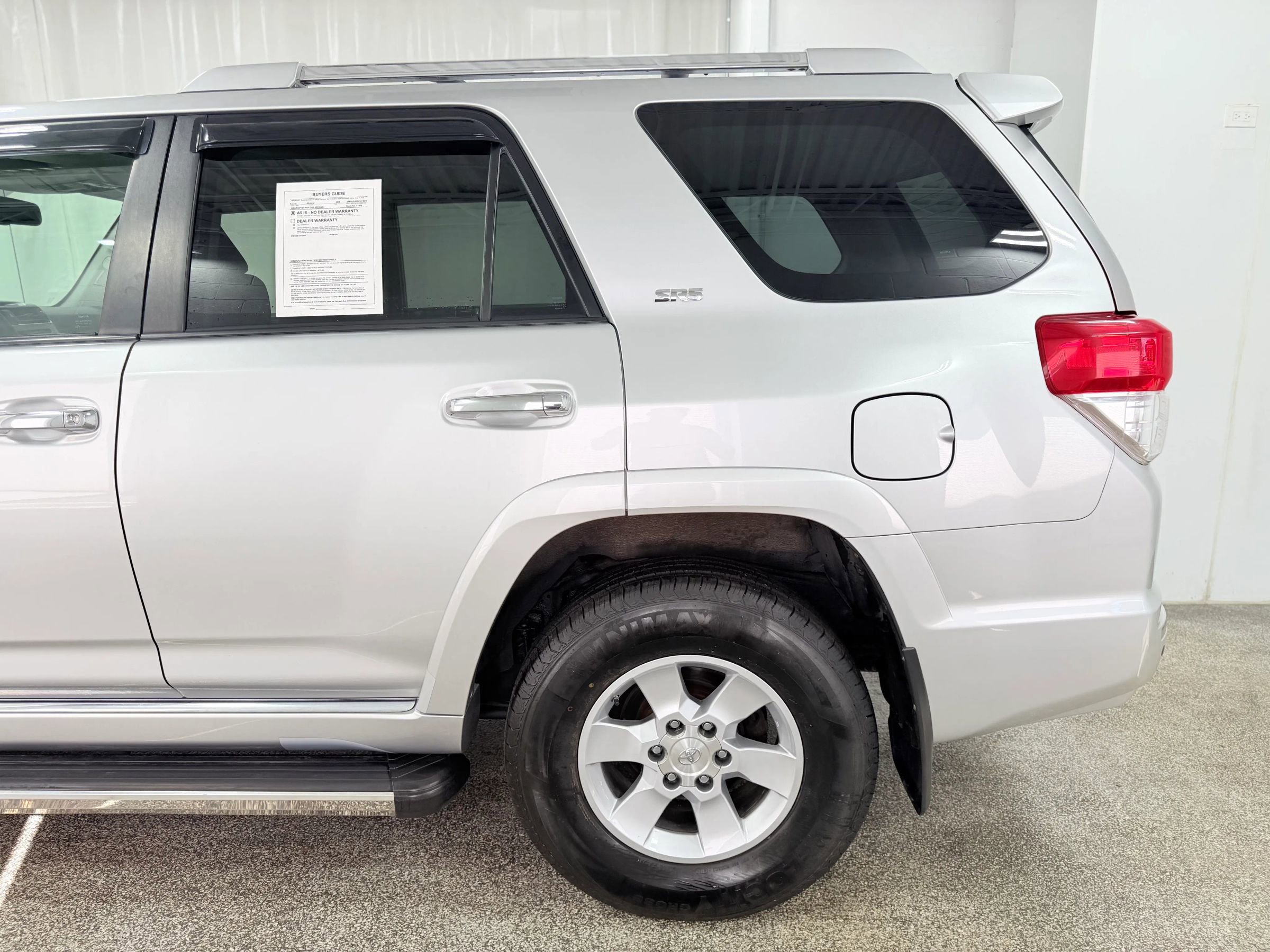Used 2010 Toyota 4Runner SR5 image 5