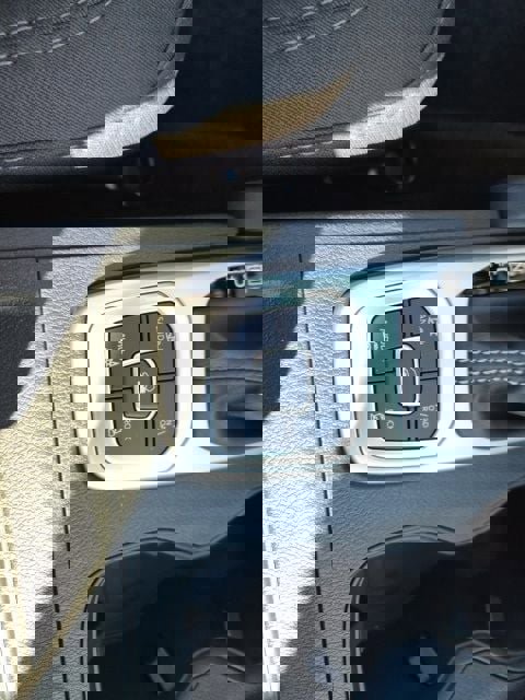 New 2026 Nissan Frontier SV w/ Tow Package image 24