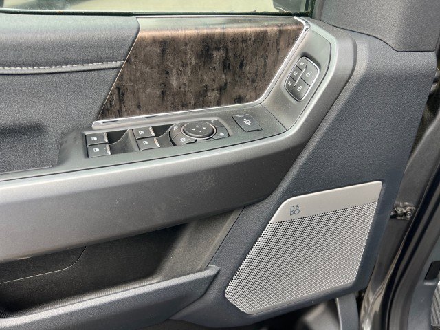 New 2025 Ford F350 Lariat w/ Lariat Ultimate Package image 10
