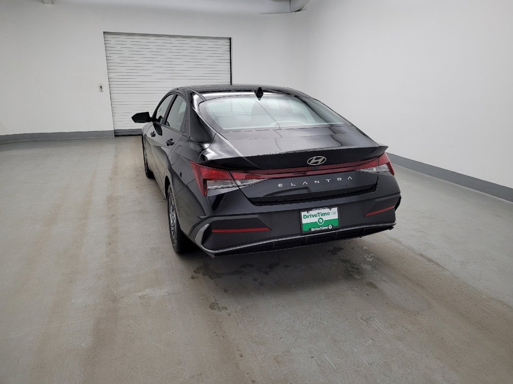 Used 2024 Hyundai Elantra SEL image 6