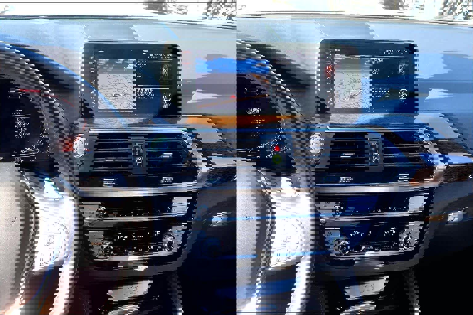 Used 2020 BMW X4 xDrive30i w/ Driving Assistance Package image 8