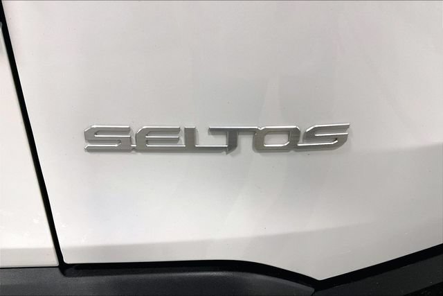Used 2025 Kia Seltos SX w/ SX Sunroof Package AWD/4WD image 8